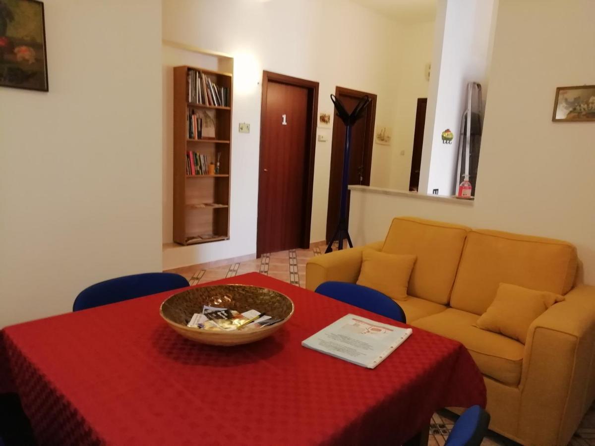 Casa Claudia Hotel ปาแลร์โม ภายนอก รูปภาพ